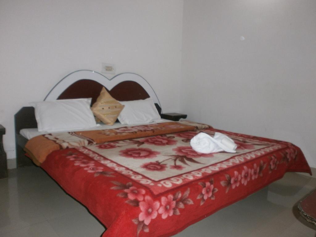 Hotel Safari Agra  Ruang foto