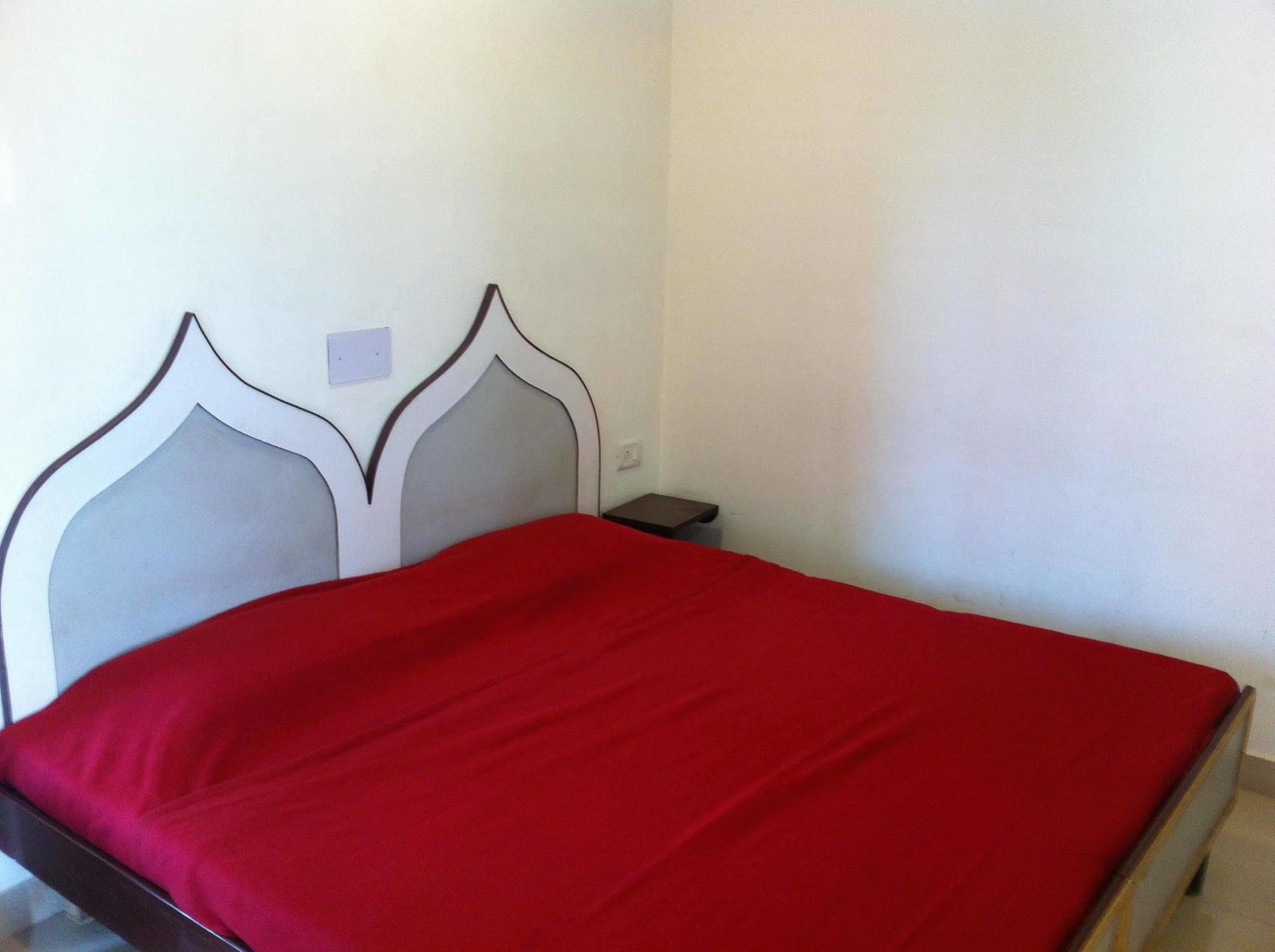 Hotel Safari Agra  Bagian luar foto