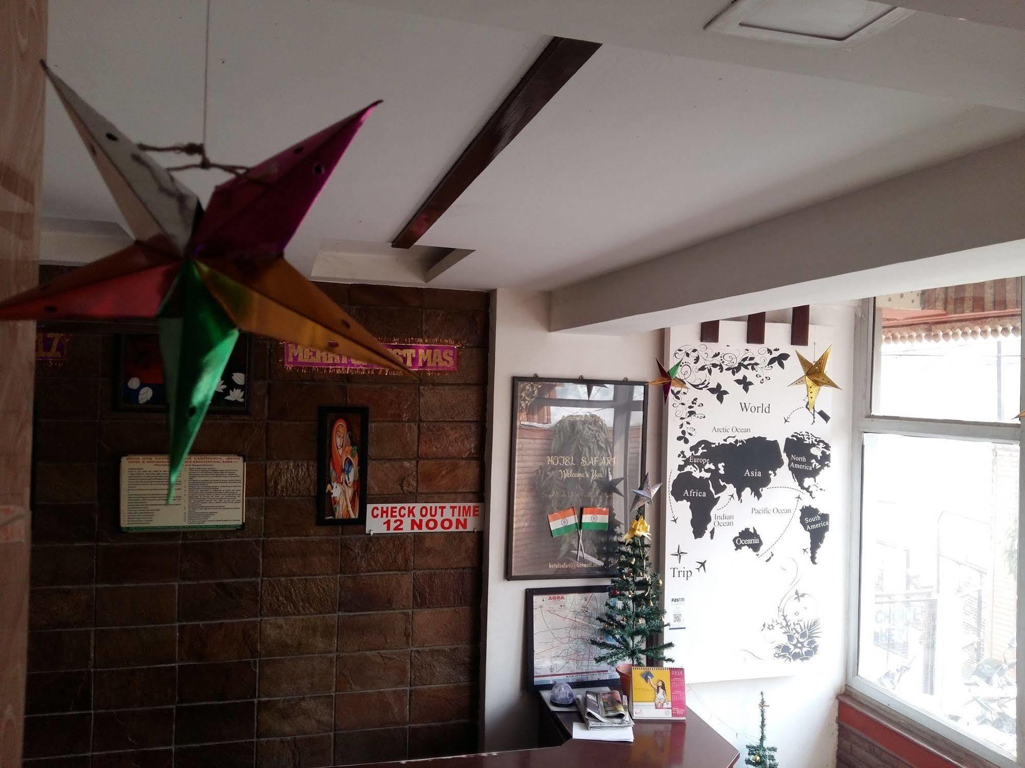 Hotel Safari Agra  Bagian luar foto